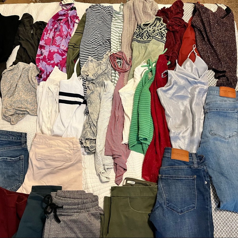 Women’s Clothes Bundle